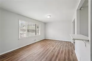 2491 Crestdale Cir SE, Atlanta, GA 30316 - Photo 6