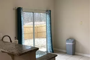 2546 Tullamore Cir, Snellville, GA 30039 - Photo 12