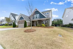 147 Michigan Cir, Hoschton, GA 30548 - Photo 2