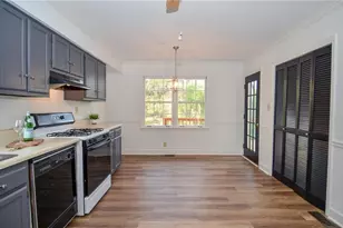 717 Hunt Station Dr, Lawrenceville, GA 30044 - Photo 14