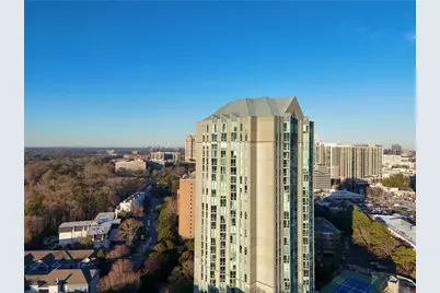 2870 Pharr Court South NW #2809, Atlanta, GA 30305 - Photo 4