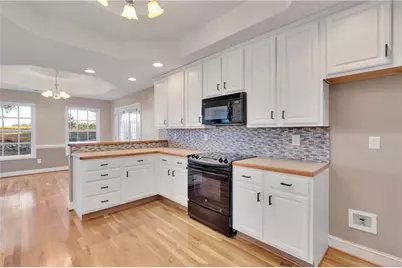 523 Barhams Ridge Drive, McDonough, GA 30252 - Photo 16