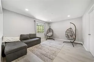 1296 Mohawk Dr NW, Lawrenceville, GA 30043 - Photo 16