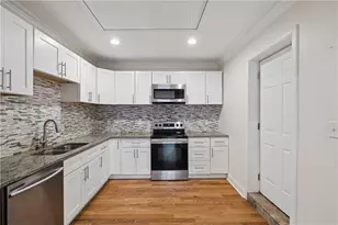 1674 Browning St SW, Atlanta, GA 30314 - Photo 8