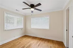 1674 Browning St SW, Atlanta, GA 30314 - Photo 10