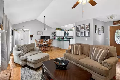 182 Suwanee Court, Senoia, GA 30276 - Photo 6