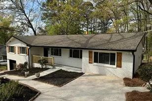 1143 Rebel Ridge Dr, Marietta, GA 30062 - Photo 2