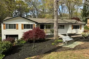 1143 Rebel Ridge Dr, Marietta, GA 30062 - Photo 2
