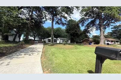 980 Hilltop Court, Lawrenceville, GA 30045 - Photo 2