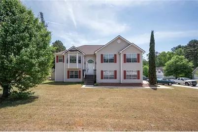 2032 Pleasant Hollow Drive, Lithonia, GA 30058 - Photo 2