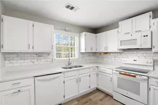 191 Cowan Rd SE, Conyers, GA 30094 - Photo 8