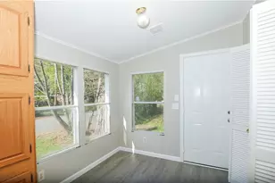 874 Center Hill Ave, Atlanta, GA 30318 - Photo 4