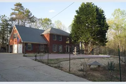 5043 Blackberry Lane, Buford, GA 30518 - Photo 2