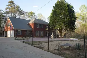 5043 Blackberry Ln, Buford, GA 30518 - Photo 2