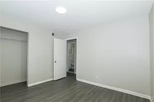 2065 Alison Ct, Atlanta, GA 30311 - Photo 8