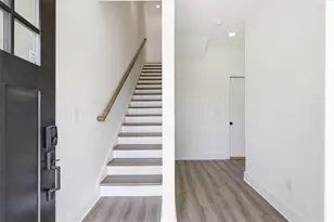 208 Mission Wy, Atlanta, GA 30315 - Photo 2