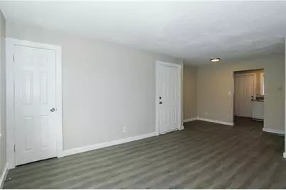 2055 Alison Court #Unit 8, Atlanta, GA 30311 - Photo 2