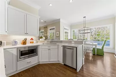 633 Longwood Drive NW, Atlanta, GA 30305 - Photo 12