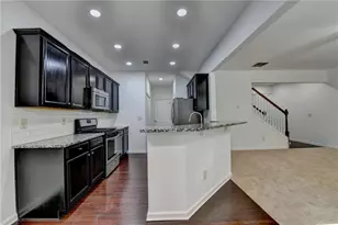 1000 Parkside Wood Ct, Lawrenceville, GA 30043 - Photo 16