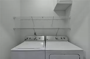 1000 Parkside Wood Ct, Lawrenceville, GA 30043 - Photo 26