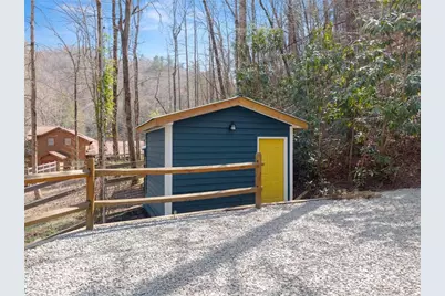 7880 Hiawassee Wilderness Trail, Hiawassee, GA 30546 - Photo 4