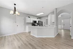 813 Cork Oak Ln, Lawrenceville, GA 30045 - Photo 16