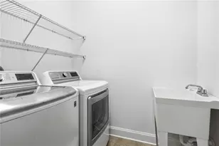 1055 Reece Rd, Alpharetta, GA 30004 - Photo 16