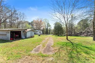 6958 County Line Dr, Lula, GA 30554 - Photo 32