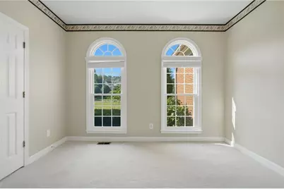 10805 Centennial Drive, Alpharetta, GA 30022 - Photo 16