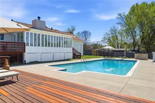 3296 Shoreland Dr, Buford, GA 30518 - Photo 62