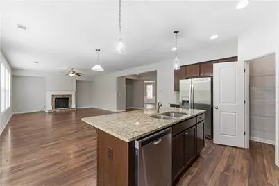 5942 Watersdown Way, Flowery Branch, GA 30542 - Photo 10