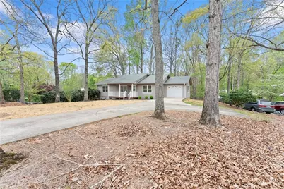 3112 Hidden Pass, Gainesville, GA 30506 - Photo 6