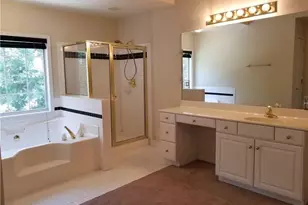 2828 Oglethorpe Run Square, Suwanee, GA 30024 - Photo 22