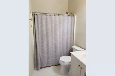 2828 Oglethorpe Run Square, Suwanee, GA 30024 - Photo 16