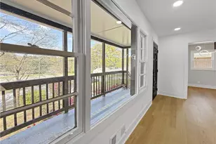 340 Brooks Ave SW, Atlanta, GA 30310 - Photo 2