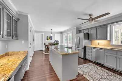 7650 Ryefield Drive, Sandy Springs, GA 30350 - Photo 6