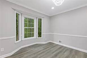 798 Brownlee Ln, Lawrenceville, GA 30044 - Photo 6