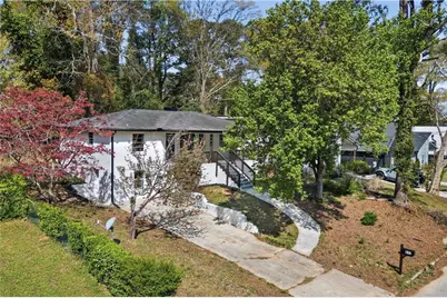 612 Robert Street NW, Atlanta, GA 30318 - Photo 2
