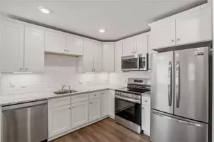 428 Brookfield Dr, Braselton, GA 30517 - Photo 4