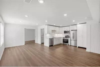 428 Brookfield Dr, Braselton, GA 30517 - Photo 2