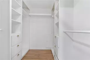 808 Valbrook Ct SW, Lilburn, GA 30047 - Photo 16