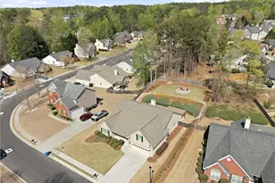 1265 Creek Pointe Cir, Lawrenceville, GA 30043 - Photo 44