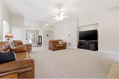 1265 Creek Pointe Circle, Lawrenceville, GA 30043 - Photo 10