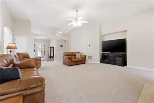 1265 Creek Pointe Cir, Lawrenceville, GA 30043 - Photo 10