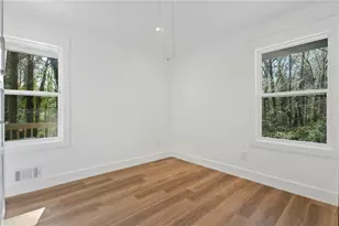 2746 Dale Creek Dr NW, Atlanta, GA 30318 - Photo 22