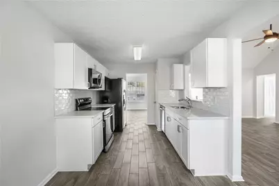 510 Saint James Court, Lawrenceville, GA 30044 - Photo 10