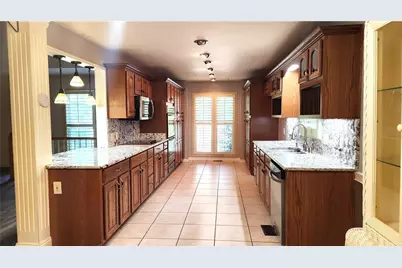 912 Feather Creek Lane, Woodstock, GA 30189 - Photo 6