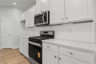 376 Capri Ct, McDonough, GA 30252 - Photo 6