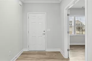 384 Capri Ct, McDonough, GA 30252 - Photo 2