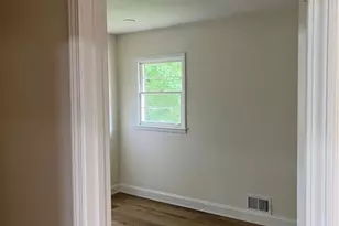 1432 Spring Valley Ln, Stone Mountain, GA 30087 - Photo 6
